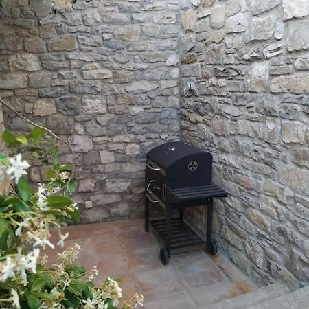 Cal Miret Villa
